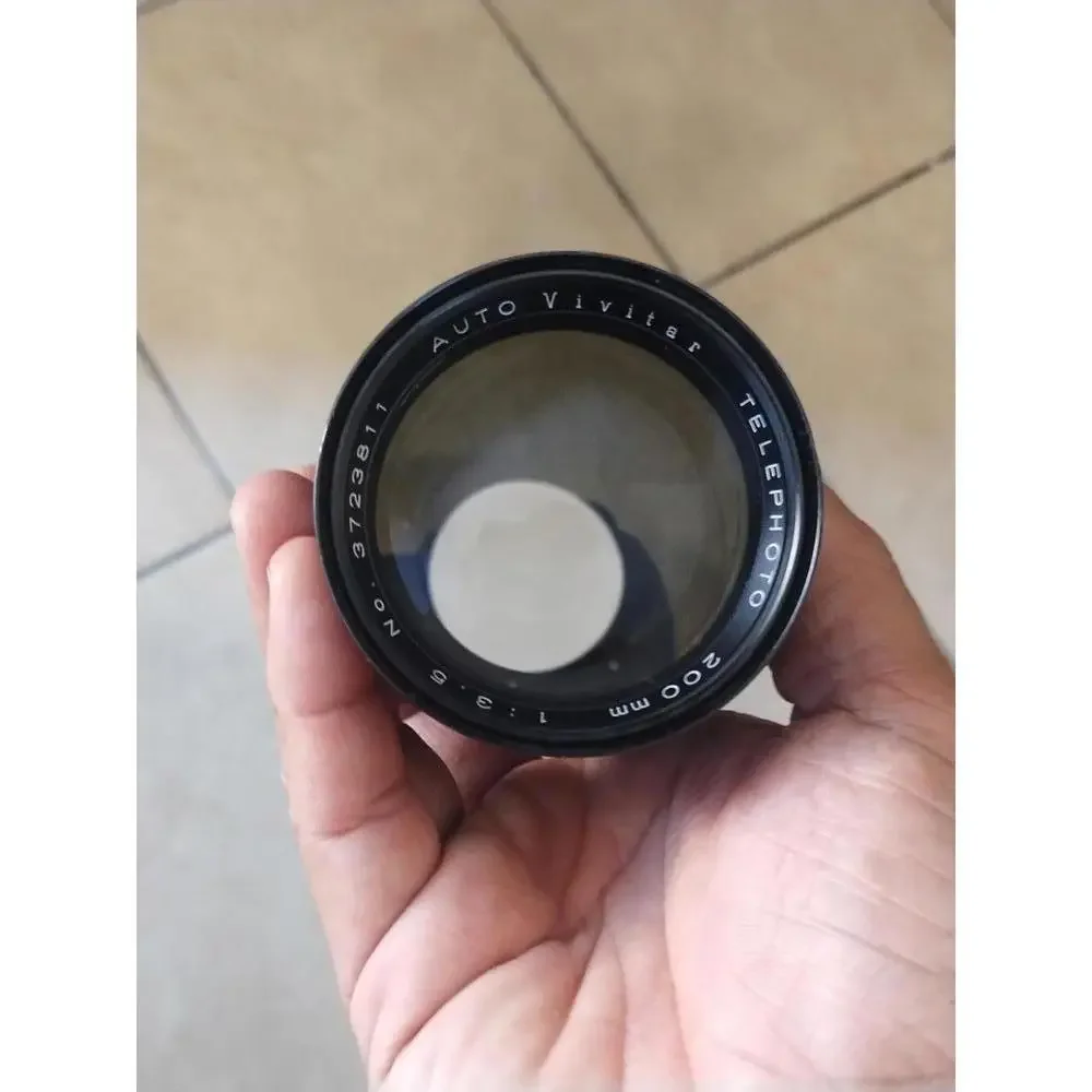 Vivitar 200mm‎ 1:3.5 f3.5 AUTO TELEPHOTO lens